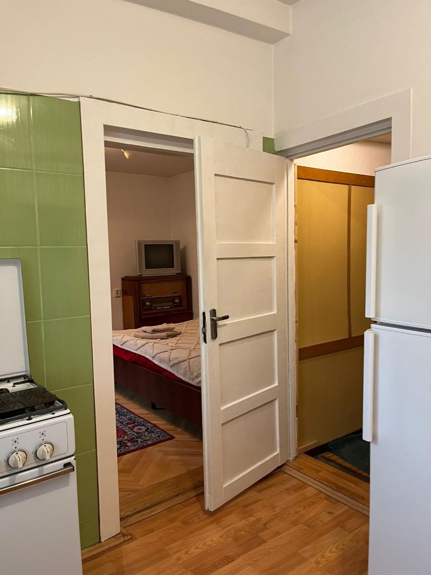Emese Central Vintage Apartment Marosvásárhely Kültér fotó